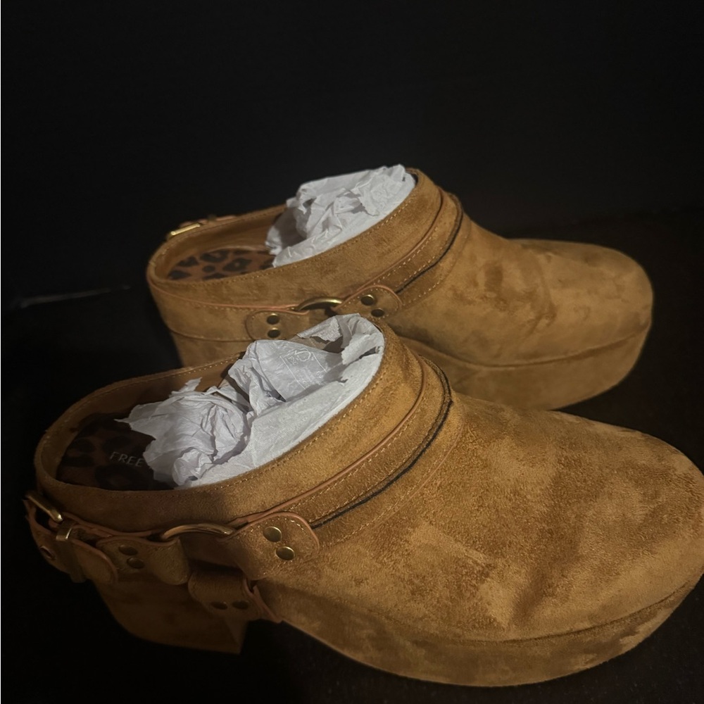 Free People Amalia Harness Clogs - Size 11 - Picture 6 of 13